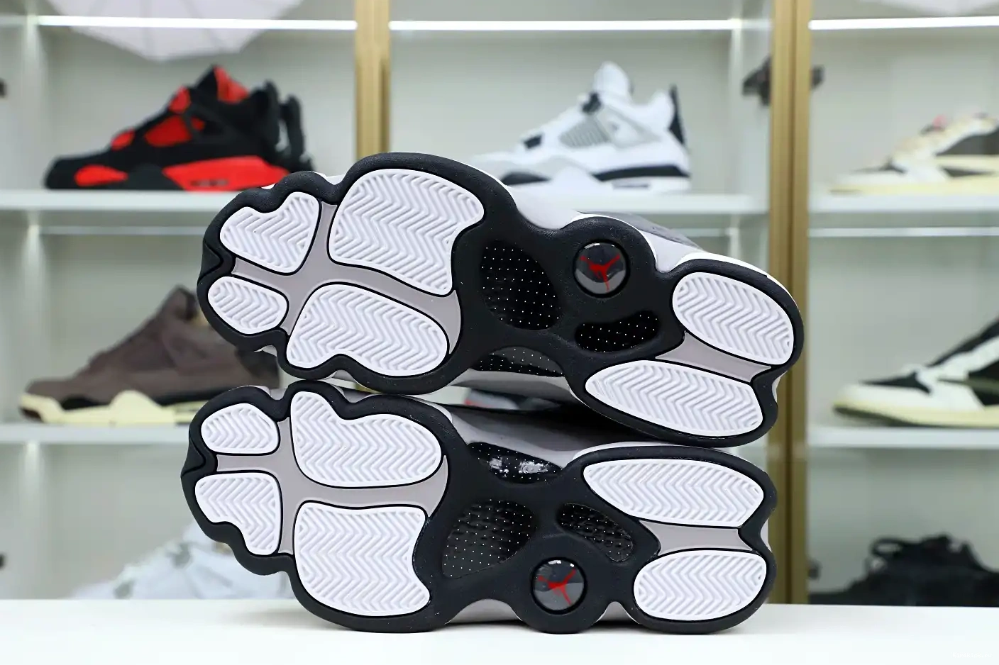 JORDAN AIR Kimikick 'ATMOSPHERE -414571-016 RETRO 13 GREY' 0323